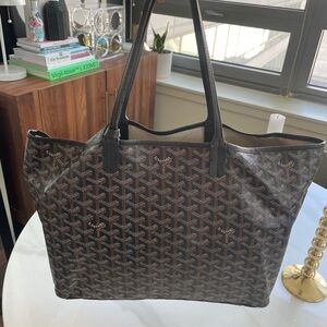 Goyard Saint Louis PM Tote Bag in Black